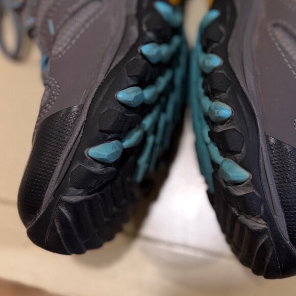 NORTH FACE Women's 7.5 Hedgehog Fastpack GTX Waterproof Hiking Trail Shoe - Picture 8 of 15